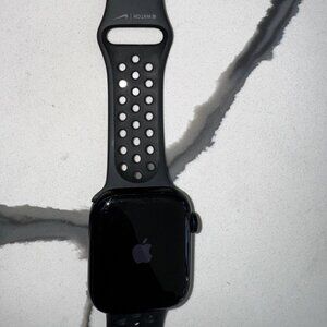 Apple Watch SE 44MM Aluminum Case